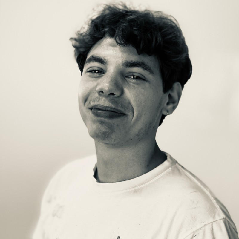 L’équipe Solis/x:trema, c’est aussi des saisonniers. Ici le sourire du jeune Quentin, qui a récolté notre #spiruline en juillet et août, avant de reprendre ses études.